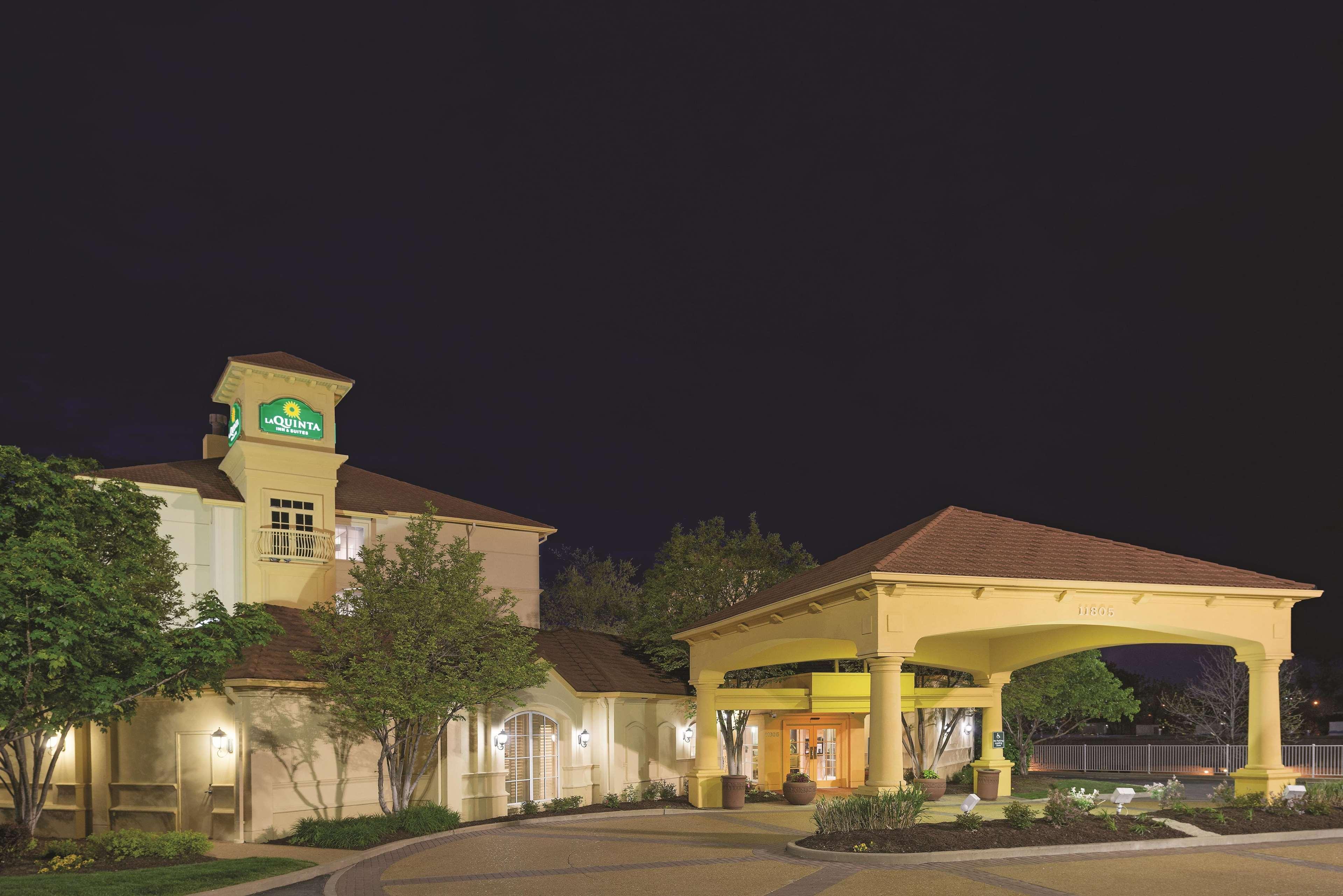 Готель La Quinta By Wyndham St. Louis Westport Меріленд-Гайтс Екстер'єр фото