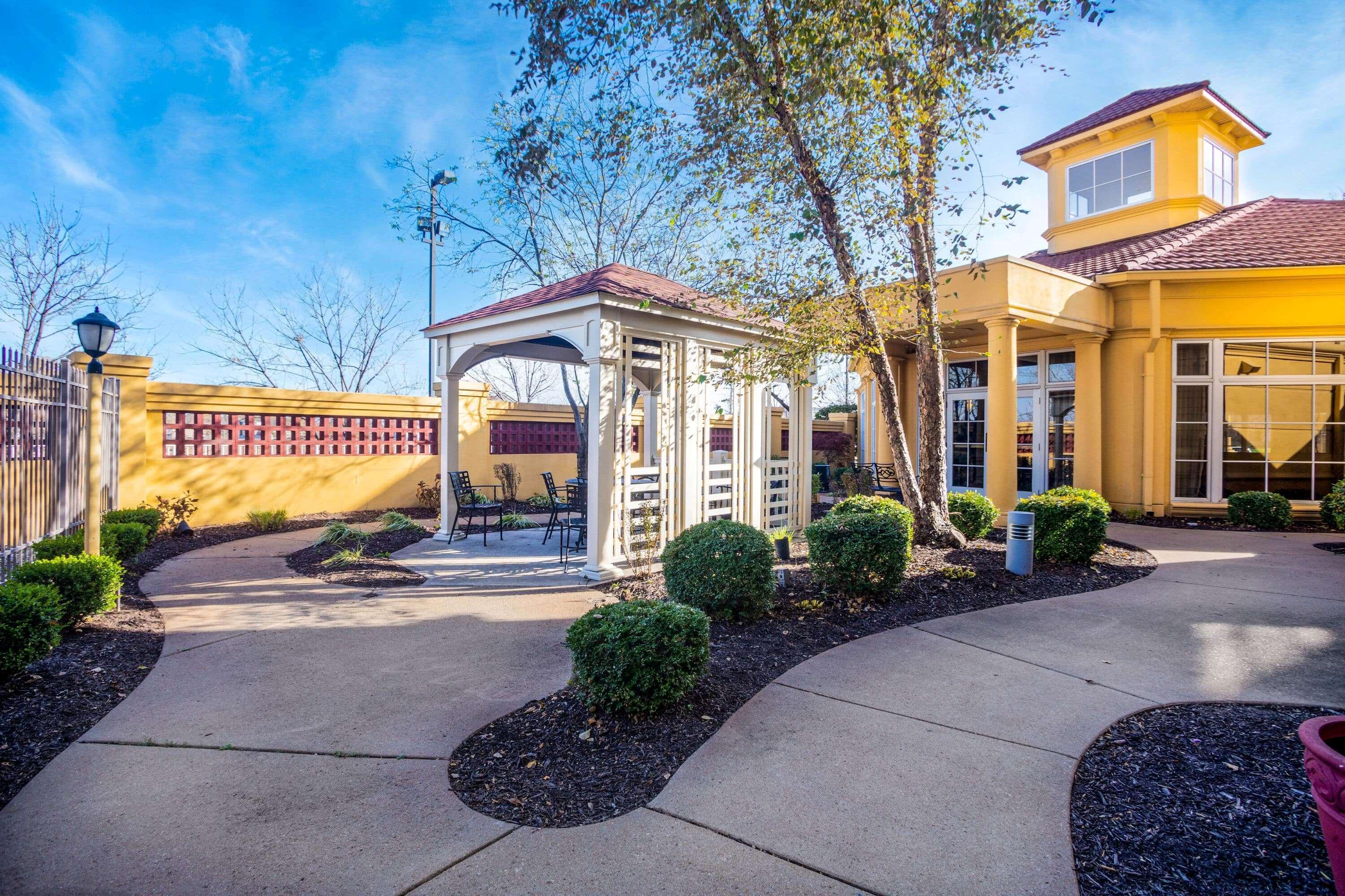Готель La Quinta By Wyndham St. Louis Westport Меріленд-Гайтс Екстер'єр фото