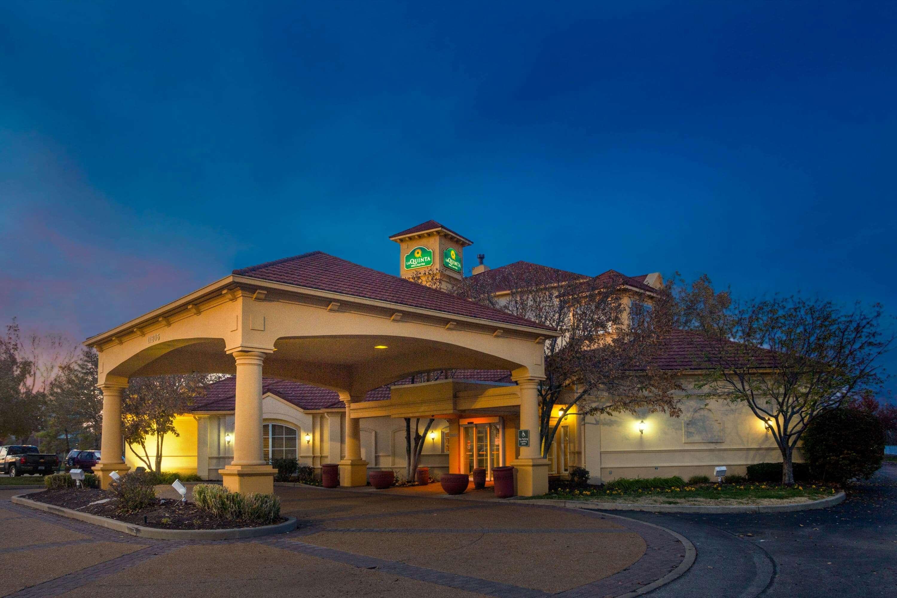 Готель La Quinta By Wyndham St. Louis Westport Меріленд-Гайтс Екстер'єр фото